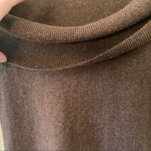 Eris 100% cashmere off the shoulder sweater dress - Picture 4 of 4
